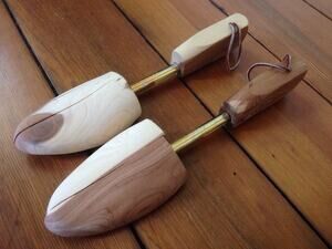 Vintage Pair Rochester Solid Wooden Wood Cedar Shoe Shapers Stretchers M